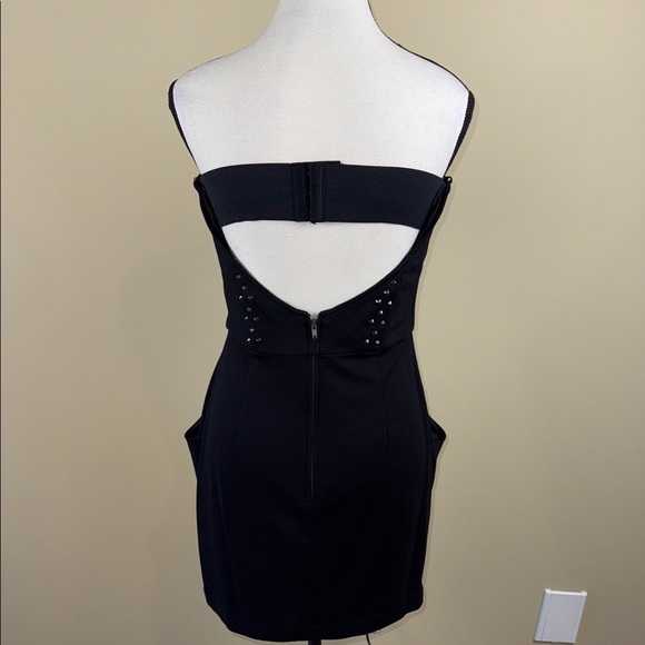 Guess Strapless Black Mini Dress Studded Size 8 Pockets Punk Goth Clubbing - Picture 4 of 16